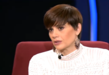 Άννα Μαρία Παπαχαραλάμπους: «Eίμαι άθεη από μικρή»