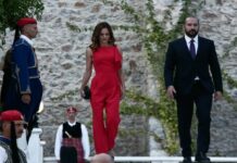 ΕΦΗ ΑΧΤΣΙΟΓΛΟΥ: Φωτιά στα κόκκινα – Μαγνήτισε τα βλέμματα στη δεξίωση στο Προεδρικό Μέγαρο