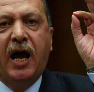 ΕΡΝΤΟΓΑΝ: «Βάζει τάξη» στο διαδίκτυο απειλώντας να κόψει Netflix, youtube και Twitter