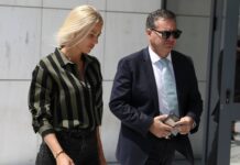 Βικτώρια Καρύδα: Ξέσπασε σε λυγμούς μέσα στο δικαστήριο – «Δεν φοβόμασταν»