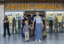 Κορονοϊός: Πού εντοπίζονται τα νέα κρούσματα- Κίνδυνος οι ξένοι τουρίστες- Συναγερμός στην Αττική