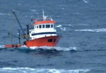 Συναγερμός στο Ναυτικό: Εκατοντάδες τουρκικά αλιευτικά πλέουν προς το Λιβυκό
