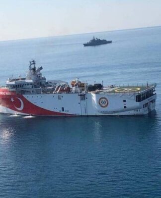 «Συναγερμός» στο Αιγαίο: Σε δύο ομάδες τα τουρκικά πλοία – Πότε ξεκινά για τη Μεσόγειο το Oruc Reis