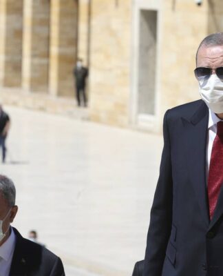 Νέο σόου Ερντογάν: Δεν θα δεχτούμε τραμπουκισμούς – Η Τουρκία δεν γονατίζει