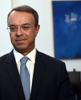 «Βόμβα» Σταϊκούρα: Αναδρομικά θα πάρουν όλοι