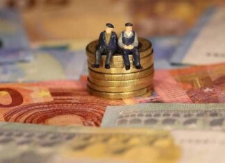 Αναδρομικά: Πότε και πώς θα τα λάβουν οι συνταξιούχοι- Τα δύο σενάρια