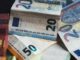 Σενάρια για εφάπαξ επιστροφή των «κομμένων» δώρων σε συνταξιούχους