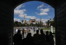 Νέα πρόκληση στην Αγία Σοφία: Προσευχή για το μπαϊράμι μετά από 86 χρόνια