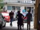 Συγκλονίζει η μαρτυρία εφοριακού στην Κοζάνη που άρπαξε το τσεκούρι από τα χέρια του 45χρονου
