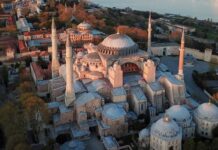 Άρθρο-κόλαφος για Αγία Σοφία: Γιατί η μετατροπή της σε τζαμί είναι πράξη πολιτιστικής ισοπέδωσης