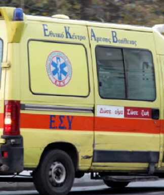 ΤΡΑΓΩΔΙΑ: Μια 84χρονη βρέθηκε νεκρή σε πεζοδρόμιο