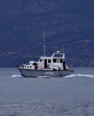 Eπεισόδιο στη Χάλκη: Τούρκοι παρεμποδίζουν διάσωση προσφύγων