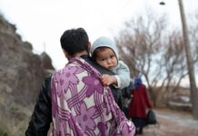 Σάλος με δημοσίευμα της Guardian:« Η πολιτική της Ελλάδας για τους πρόσφυγες είναι φονική»