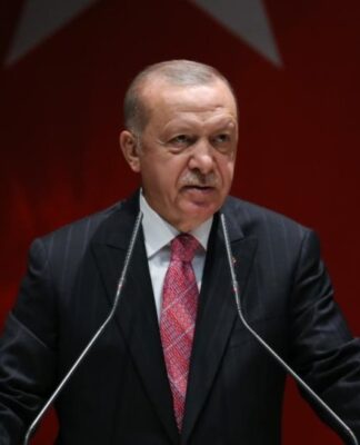 ΕΡΝΤΟΓΑΝ: «Θα πληρώσετε βαρύ τίμημα αν επιτεθείτε στο Oruc Reis»