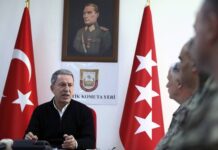 Ακάρ: Η Τουρκία είναι ικανή να υπερασπιστεί τη «Γαλάζια Πατρίδα» της