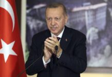 Guardian: Κατακεραυνώνει τον Ερντογάν – Είναι νταής και απειλή