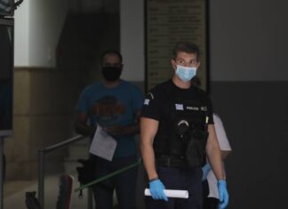 Κορονοϊός: Συναγερμός στα Σώματα Ασφαλείας – «Μολύνθηκαν» αστυνομικοί και πυροσβέστες