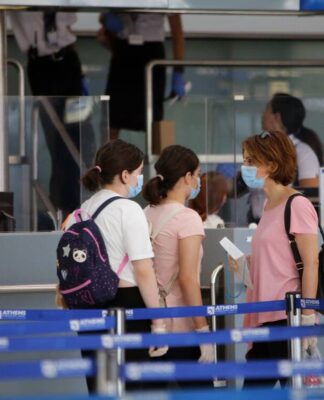 Κορονοϊός: Πού εντοπίζονται τα 75 νέα κρούσματα – Στο… κόκκινο Αττική, Θεσσαλονίκη, Καβάλα