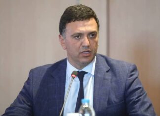 Κορονοϊός – Κικίλιας: Μεγάλη πρόκληση η επιστροφή των αδειούχων από τις διακοπές