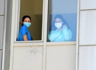 Κορονοϊός: Τρεις θάνατοι μέσα σε λίγες ώρες – Στους 252 οι νεκροί