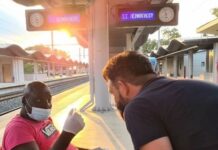 ΑΠΙΣΤΕΥΤΟ ΠΕΡΙΣΤΑΤΙΚΟ: Τον πέταξαν έξω από το τρένο γιατί νόμιζαν ότι έχει κορωνοϊό