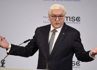 Αυστηρό μήνυμα Σταϊνμάιερ: Δείξτε υπευθυνότητα απέναντι στην πανδημία