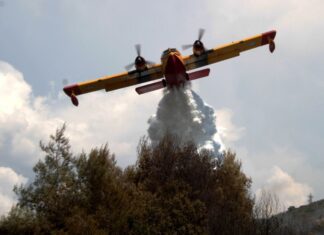 ΠΑΤΡΑ: Οριοθετήθηκε η φωτιά – Ολονύχτια μάχη των πυροσβεστών
