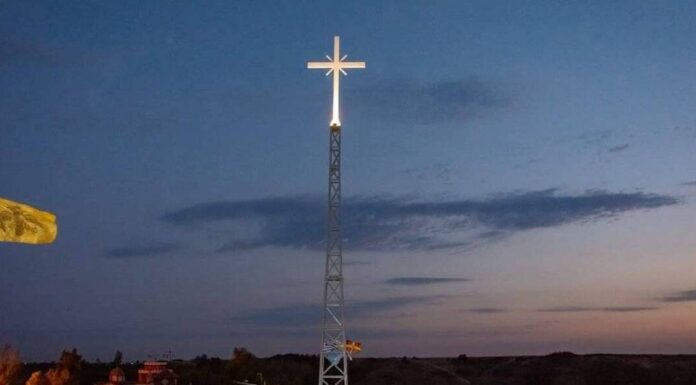 ΕΚΤΟΣ ΕΑΥΤΟΥ: Ο Ερντογάν έχει τρελαθεί με το Σταυρό στον ΕΒΡΟ – Έθεσε το θέμα στη Μέρκελ
