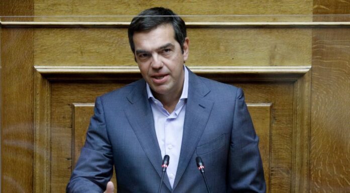 ΤΣΙΠΡΑΣ ΣΕ ΜΗΤΣΟΤΑΚΗ: «Είσαι ο μεγαλύτερος πολιτικός απατεώνας που πέρασε ποτέ από τη χώρα»