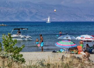 ΚΑΙΡΟΣ: Ηλιοφάνεια με λίγες νεφώσεις την Πέμπτη