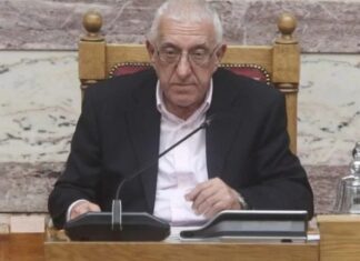 ΝΙΚΗΤΑΣ ΚΑΚΛΑΜΑΝΗΣ: «Είμαι υπέρ των Αρμενίων»