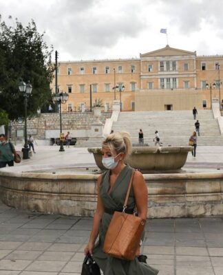 Κορονοϊός: «Πνίγεται» στα κρούσματα η Αθήνα – Τα 164 από τα 339 νέα είναι στην πρωτεύουσα