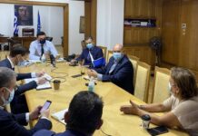 Κορονοϊός: Σύσκεψη Κικίλια για τις ΜΕΘ και την αύξησή τους στην Αττική