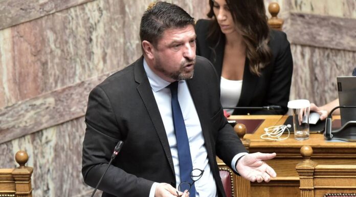 Κορονοϊός: Τι είπε ο Χαρδαλιάς στη Βουλή για το lockdown – Τι θα ανακοινώσει σήμερα