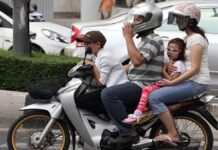 ΚΟΚ: Μετά τα 16 τα παιδιά σε μοτοσικλέτες, ακόμη και ως επιβάτες
