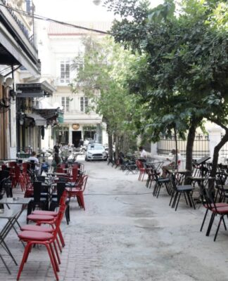 ΚΟΡΩΝΟΪΟΣ: Δείτε που θα κλείσουν εστιατόρια, καφέ & μπαρ!