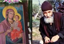 ΑΓΙΟΣ ΠΑΪΣΙΟΣ: Οι 2 προσευχές που όταν τις ψέλνεις η Παναγία θα σε βοηθά