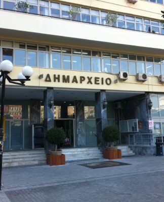 ΚΟΡΩΝΟΪΟΣ: Αντιδήμαρχος Πειραιά θετικός & συμπτωματικός;