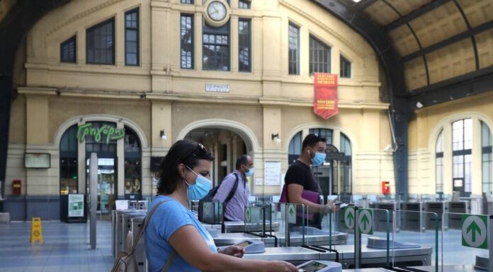 Κορονοϊός: Δραματικές οι επόμενες εβδομάδες – Πότε θα ενεργοποιηθεί το «μάσκα παντού»