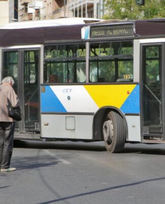 ΚΑΡΑΜΑΝΛΗΣ: Με 500 λεωφορεία θα ενισχυθεί το δίκτυο του ΟΑΣΑ