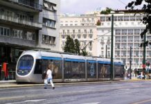 ΤΡΑΜ: Ξεκινούν οι εργασίες για την αποκατάσταση της γραμμής έως το Σύνταγμα