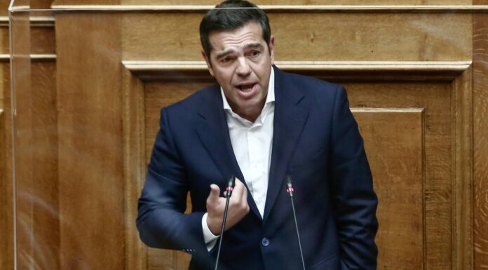 ΤΣΙΠΡΑΣ: «Το Πολυτεχνείο δεν ήταν ποτέ εθνική εορτή, γι’ αυτό ενοχλεί»
