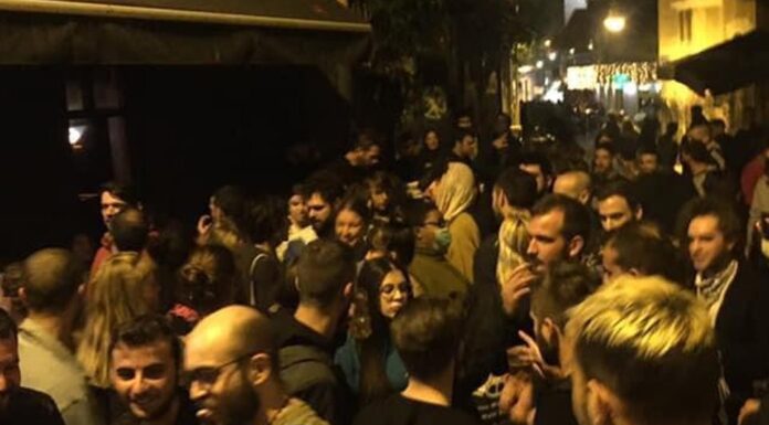 Χαμός στα τελευταία κορωνοπάρτι – Μπάρμαν εκτόξευε αέρα στους θαμώνες!
