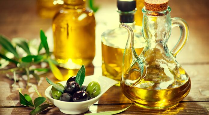 ΤΟ ΓΝΩΡΙΖΑΤΕ; Έτσι θα αποθηκεύσετε το ελαιόλαδο για να μην αλλοιωθεί
