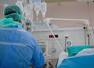 ΠΡΟΒΛΕΨΗ ΣΟΚ: Το εμβόλιο δε θα σταματήσει τον κορωνοϊο στην Ευρώπη