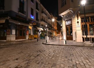Κορονοϊός: Τι είναι το lockdown «ακορντεόν» – Πώς και πότε θα εφαρμοστεί