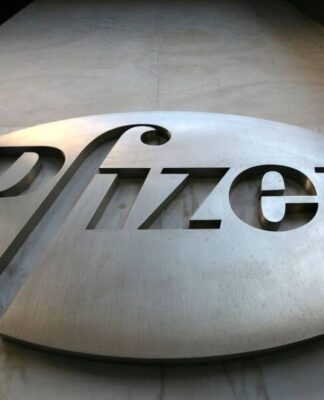 Εμβόλιο Pfizer: Υψηλότερη η αποτελεσματικότητα σε άτομα μεγαλύτερης ηλικίας
