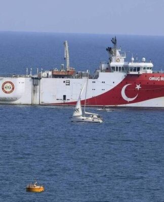 Συναγερμός στις Ένοπλες Δυνάμεις: Στα 7 μίλια από το Καστελόριζο το Oruc Reis