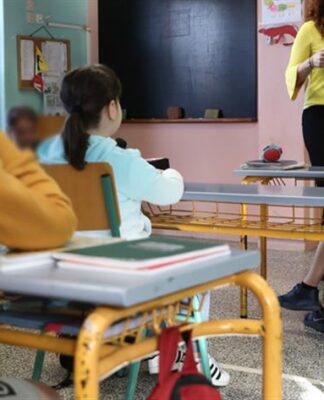 ΚΟΡΩΝΟΪΟΣ: «Όχι» των λοιμωξιολόγων στο άνοιγμα των σχολείων