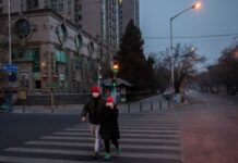 ΟΥΧΑΝ: Πως είναι η ζωή στην πόλη όπου ξεκίνησε η πανδημία του κορονοϊού (ΒΙΝΤΕΟ)